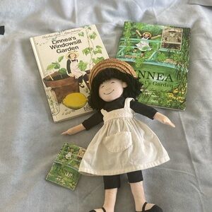 Linnea  two books one is Monet’s garden the other one windows in the garden